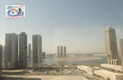 Apartment - 2 Bedrooms - 2 Bathrooms for rent in Al Fardan Centre - Al Majaz 3 - Al Majaz - Sharjah