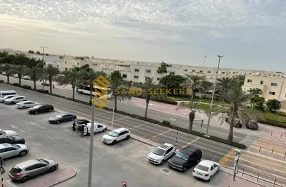 Apartment - 3 Bedrooms - 4 Bathrooms for rent in Al Reef Downtown - Al Reef - Abu Dhabi