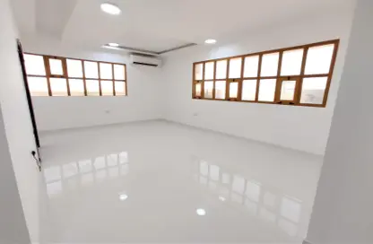 Apartment - 1 Bathroom for rent in Al Bateen - Abu Dhabi