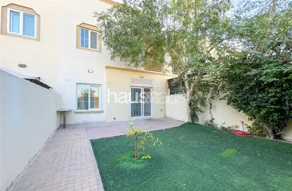 Villa - 2 Bedrooms - 3 Bathrooms for rent in Springs 11 - The Springs - Dubai