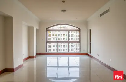 Apartment - 2 Bedrooms - 3 Bathrooms for sale in Golden Mile 4 - Golden Mile - Palm Jumeirah - Dubai