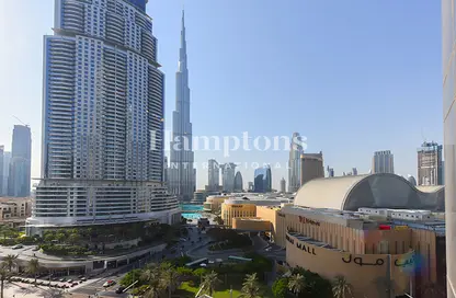 Apartment - 2 Bedrooms - 3 Bathrooms for sale in Boulevard Point - Downtown Dubai - Dubai