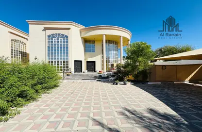 Villa - 5 Bedrooms - 7 Bathrooms for rent in Al Khabisi - Al Ain