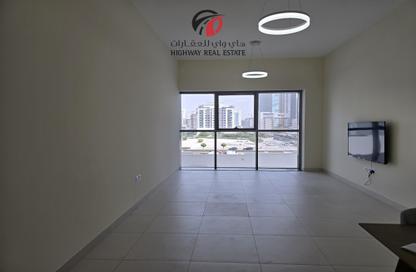 Apartment - 1 Bedroom - 2 Bathrooms for rent in Jumeirah Garden City - Al Satwa - Dubai