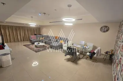 Apartment - 2 Bedrooms - 2 Bathrooms for sale in Emirates Crown - Dubai Marina - Dubai