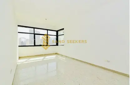 Apartment - 3 Bedrooms - 4 Bathrooms for rent in Al Danah - Abu Dhabi