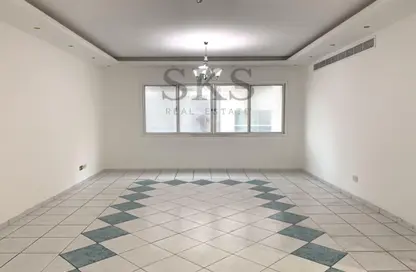 Empty Room image for: Apartment - 3 Bedrooms - 3 Bathrooms for rent in Al Raffa - Bur Dubai - Dubai, Image 1