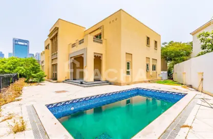 Villa - 4 Bedrooms - 5 Bathrooms for sale in Entertainment Foyer - Oasis Clusters - Jumeirah Islands - Dubai