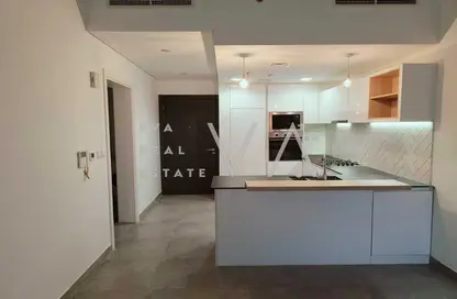 Apartment - 2 Bedrooms - 3 Bathrooms for rent in Lucky 1 Residence - Jumeirah Village Circle - Dubai