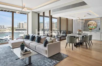 Living / Dining Room image for: Apartment - 2 Bedrooms - 3 Bathrooms for rent in Bulgari Resort  and  Residences - Jumeirah Bay Island - Jumeirah - Dubai, Image 1