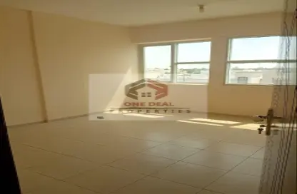 Apartment - 3 Bedrooms - 3 Bathrooms for rent in Central District - Al Ain