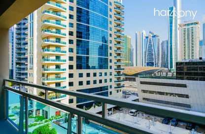 Apartment - 2 Bedrooms - 3 Bathrooms for rent in Emerald Residence - Dubai Marina - Dubai