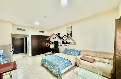 Apartment - 1 Bathroom for rent in Silicon Gates 1 - Silicon Gates - Dubai Silicon Oasis - Dubai