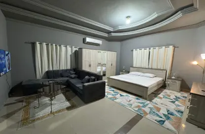 Apartment - 1 Bathroom for rent in Al Bateen Villas - Al Bateen - Abu Dhabi