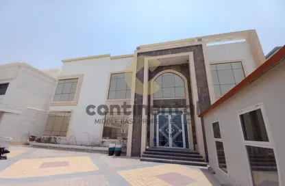 Villa - 7 Bedrooms for rent in Madinat Al Riyad - Abu Dhabi