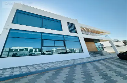 Villa - 6 Bedrooms - 7 Bathrooms for sale in West Yas - Yas Island - Abu Dhabi