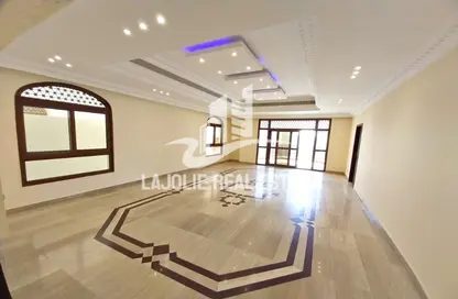 Villa - Studio - 7 Bathrooms for rent in Madinat Al Riyad - Abu Dhabi