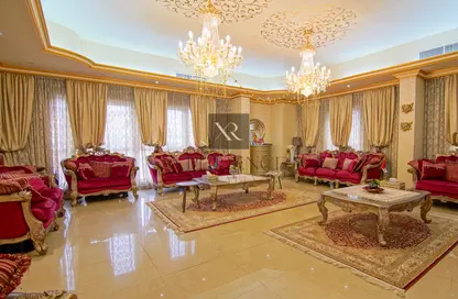 Villa - 5 Bedrooms - 7 Bathrooms for rent in Al Barsha South 1 - Al Barsha South - Al Barsha - Dubai