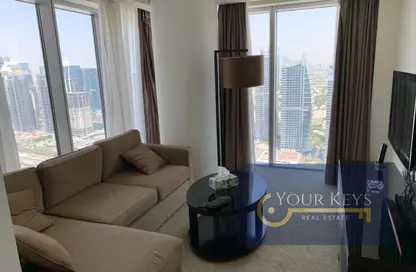 Living Room image for: Apartment - 1 Bedroom - 1 Bathroom for rent in The Address Dubai Marina - Dubai Marina - Dubai, Image 1