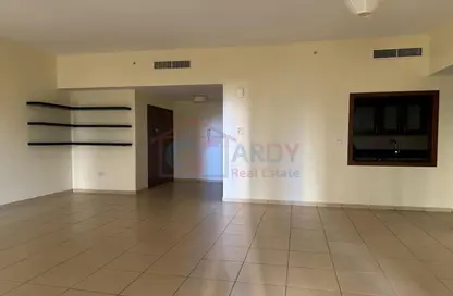 Apartment - 2 Bedrooms - 3 Bathrooms for sale in Rimal 3 - Rimal - Jumeirah Beach Residence - Dubai