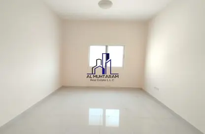 Apartment - 2 Bedrooms - 2 Bathrooms for rent in Muwailih Building - Muwaileh - Sharjah