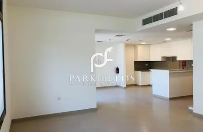 Townhouse - 3 Bedrooms - 4 Bathrooms for rent in Noor Townhouses - Town Square - Dubai