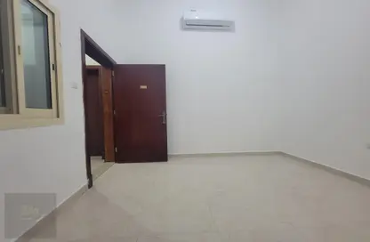 Apartment - 1 Bathroom for rent in Shakhbout City - Abu Dhabi