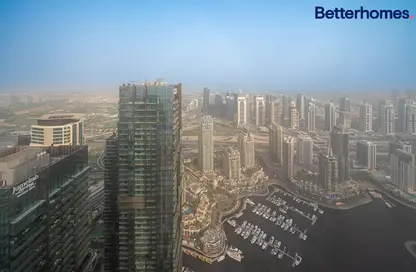 Apartment - 3 Bedrooms - 5 Bathrooms for sale in Damac Heights - Dubai Marina - Dubai