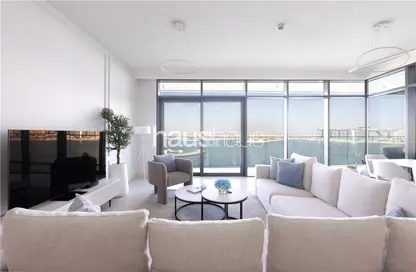 Apartment - 3 Bedrooms - 5 Bathrooms for sale in Beach Vista - EMAAR Beachfront - Dubai Harbour - Dubai