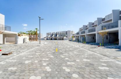 Townhouse - 3 Bedrooms - 4 Bathrooms for sale in MAG Eye - District 7 - Mohammed Bin Rashid City - Dubai