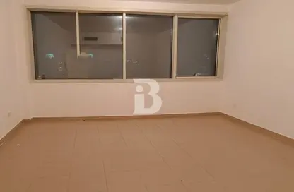 Apartment - 1 Bedroom - 1 Bathroom for rent in Mina Road - Tourist Club Area - Abu Dhabi