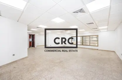 Office Space - Studio - 1 Bathroom for rent in Hamdan Street - Abu Dhabi