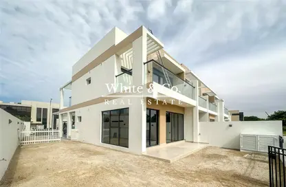 Villa - 4 Bedrooms - 5 Bathrooms for rent in Park Residence 1 - Park Residences - DAMAC Hills - Dubai