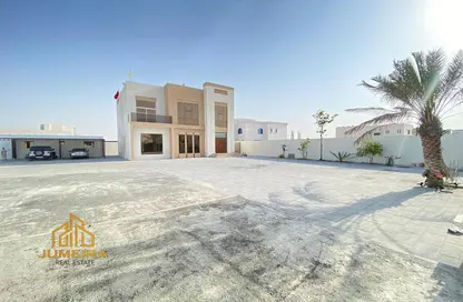 Villa - 4 Bedrooms - 6 Bathrooms for rent in Mushrif Park - Dubai