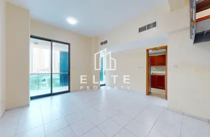 Apartment - 4 Bedrooms - 4 Bathrooms for rent in Azure - Dubai Marina - Dubai