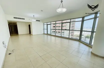 Apartment - 2 Bedrooms - 3 Bathrooms for rent in Oud Metha - Bur Dubai - Dubai