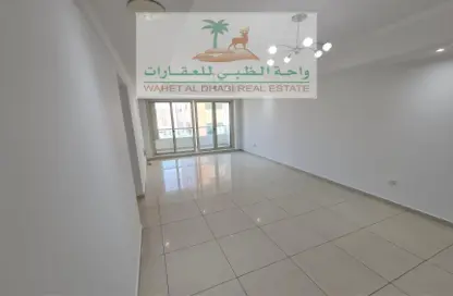 Apartment - 2 Bedrooms - 3 Bathrooms for rent in Al Majaz 1 - Al Majaz - Sharjah