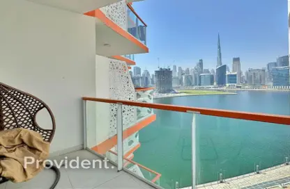 Apartment - 1 Bedroom - 2 Bathrooms for rent in Millennium Binghatti Residences - Business Bay - Dubai