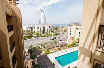 Apartment - 1 Bedroom - 1 Bathroom for sale in Lamtara 2 - Madinat Jumeirah Living - Umm Suqeim - Dubai