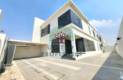 Villa - 4 Bedrooms - 6 Bathrooms for rent in Al Hooshi Villas - Hoshi - Al Badie - Sharjah