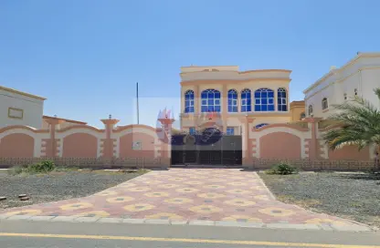 Villa - 5 Bedrooms - 6 Bathrooms for rent in Al Hamidiya - Ajman