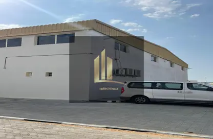 Warehouse - Studio - 4 Bathrooms for sale in Al Jlail - Al Sajaa - Sharjah