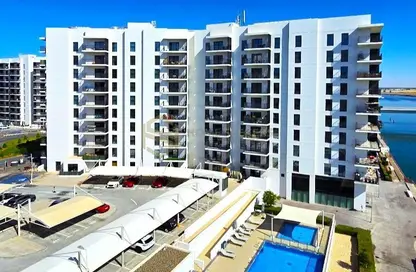 Apartment - 3 Bedrooms - 4 Bathrooms for rent in Waters Edge - Yas Island - Abu Dhabi