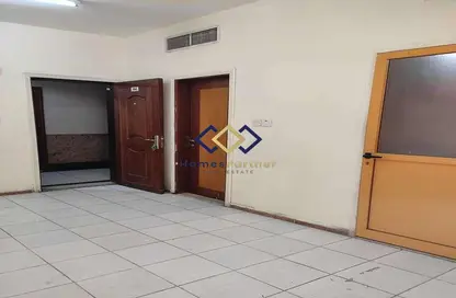 Office Space - Studio - 1 Bathroom for rent in Naif - Deira - Dubai
