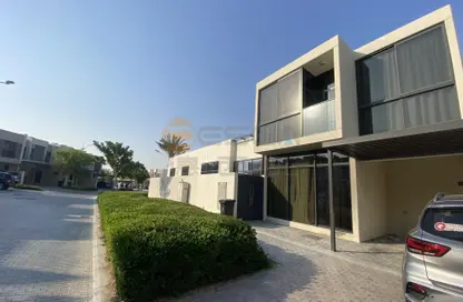 Townhouse - 5 Bedrooms - 4 Bathrooms for sale in Zinnia - The Roots DAMAC Hills 2 - Damac Hills 2 - Dubai