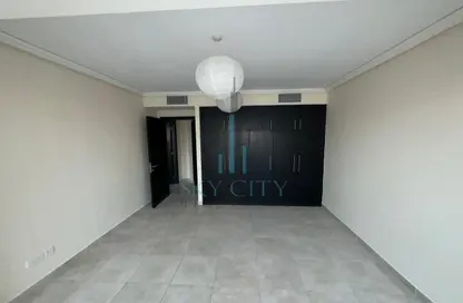 Apartment - 1 Bedroom - 2 Bathrooms for rent in Goldcrest Views 2 - JLT Cluster J - Jumeirah Lake Towers - Dubai