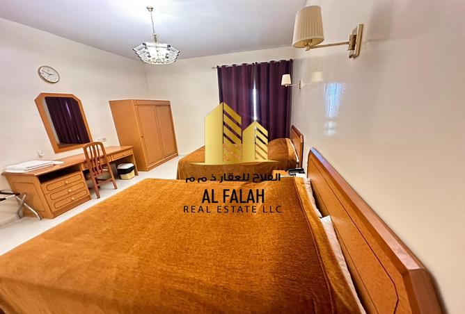 Apartment - 2 Bedrooms - 2 Bathrooms for rent in Zayd Bin Aslam Street - Abu shagara - Sharjah