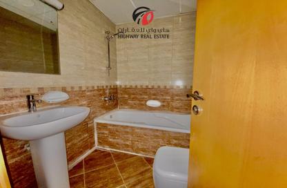 Apartment - 1 Bathroom for rent in R05 - Al Warsan 4 - Al Warsan - Dubai