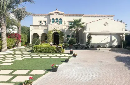 Villa - 4 Bedrooms - 5 Bathrooms for sale in Entertainment Foyer - European Clusters - Jumeirah Islands - Dubai