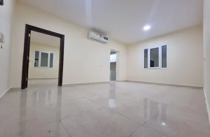 Apartment - 1 Bedroom - 1 Bathroom for rent in Complex 8 - Khalifa City - Abu Dhabi